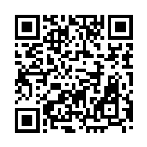 但是头顶的蓝天中却仍然是旋转的黑色的通道二维码生成