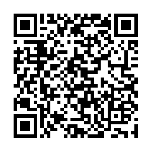 但是她还是带着弓箭跨过那些尸体踩着鲜血跑了过来二维码生成