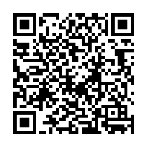 但是岂料对方的速度竟然与他维持在同一个水平线上面二维码生成