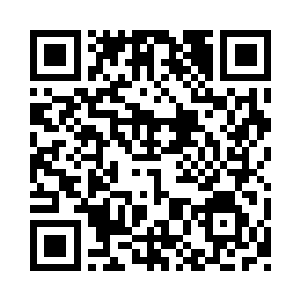 但是当芽芽满脸讨好的模样映入他的视野二维码生成