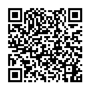 但是微微发烫的脸颊却泄露了她内心最真实的情绪二维码生成