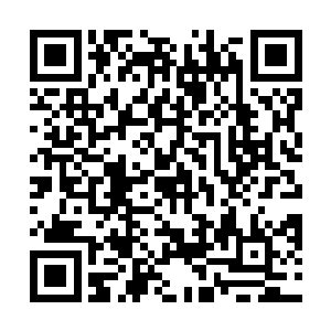 但是心中却已经对面前这个侃侃而谈的女孩子刮目相看二维码生成