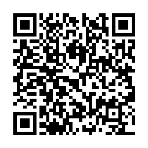 但是斜靠在椅子里的身子却丝毫没有要移动的意思二维码生成