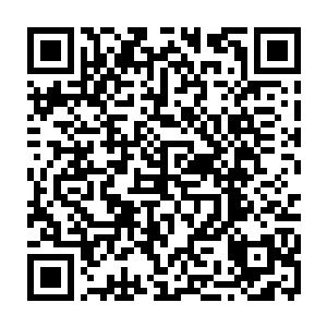 但是更多的人理解为这是唐玲玲在报答前任组织部长顾青山对她的提携之恩二维码生成