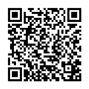 但是有一条……距离必须和我保持至少有一百米以上二维码生成