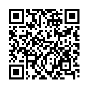 但是现实情况经常让他们不得不联手二维码生成