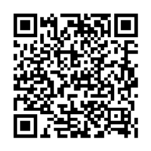 但是田云云似乎并没有要往笔记本里面翻的意思二维码生成