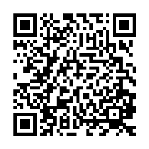 但是荣这样迅速的踩单车还是很少见的……脚堪堪从足球上划过二维码生成