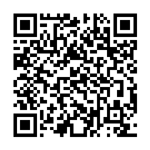 但是被踹飞的许星繁还在空中就又被一脚给踹飞了出去二维码生成