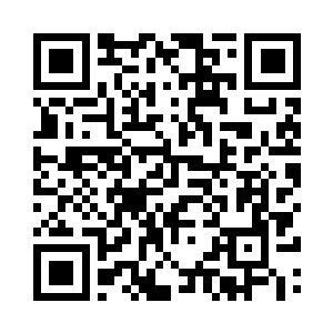 但是让他们一家三口亲自的出门相送二维码生成