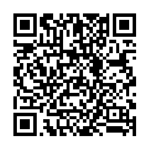 但是跟真正在游戏世界中爆出的极品装备相差一大截二维码生成