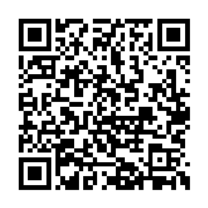 但是这么多修士五百余人同时在铁匠铺子里打铁二维码生成