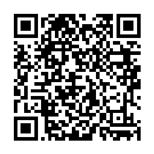 但是这些英伦国的贵族该有的礼数还是一样都不会少的二维码生成