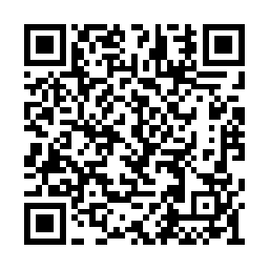 但是这却一点儿也不妨碍他崇拜那个男子的心思二维码生成