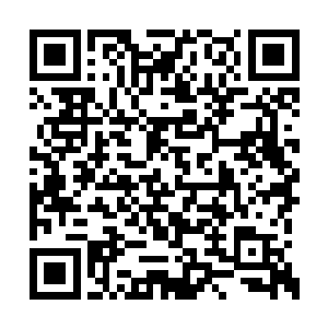 但是那片黑色笼罩的下面像是刮起了龙卷风一般二维码生成