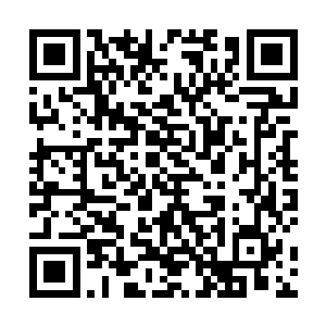 但是重要的是天族的至宝天冠被第十八代族长随身携带二维码生成