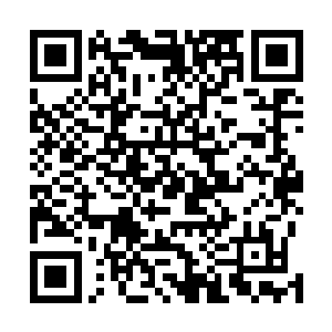 但是面对这样的伟男子身为女人的她心中一荡还是难免的二维码生成