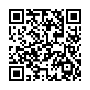 但显然他不会当着这么多人的面取出来二维码生成