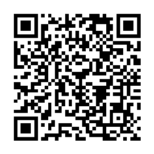 但此刻的张铁却已经不是曾经在塞尔内斯战区的那个张铁二维码生成