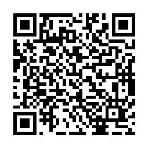 但现在我倒是觉得他们之间肯定有一种说不清道不明的关系二维码生成