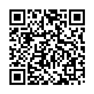 但看到两个凶神恶煞的护卫站在门的两边二维码生成