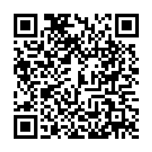 但要想成为一个跨国集团的董事长助理还是不够格的二维码生成