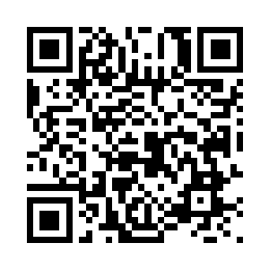 但还是很尽职的将三人引到了角落的一张桌边二维码生成