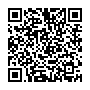 但这第九文台却像是一座被随手敲打出来的白色方台二维码生成