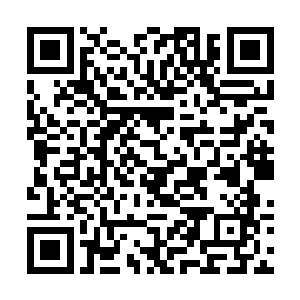 但面对着敌人阵地正面的枪林弹雨会是更加命悬一线二维码生成