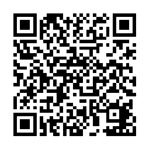 位于最前方的一艘鬼船已咆哮着率先冲入通道中二维码生成