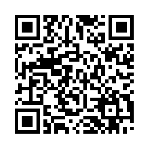 低声地对旁边的一流家族芦家族长芦婉莹说道二维码生成