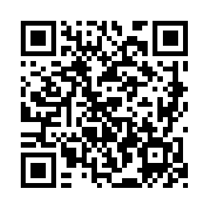 低头看着怀里的这个拦在自己身前的女孩子二维码生成