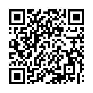 何书蔓的眼睛已经完全黏在孩子身上移不开了二维码生成