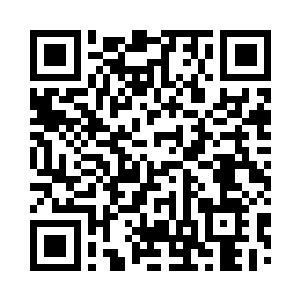 何其正和何爽就快步返回到何飞的身前二维码生成