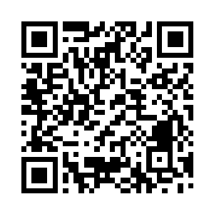何振南和王志良看着爆炸后的佳佳超市二维码生成
