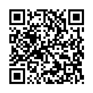 余下的那些暗影分出一部分在追杀许家修士二维码生成
