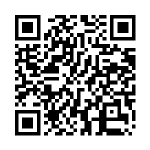 余生侧着身子从秦崇聿的上衣口袋里摸出手机二维码生成