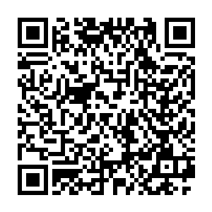 作为安排皇帝房事的房事太监冯保自然也就成了这些女主子眼中的房卡二维码生成