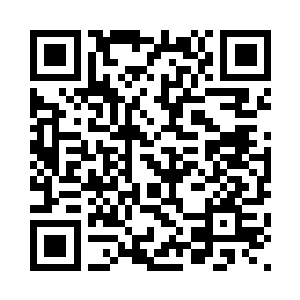 你和他谈钱的时候他又和你谈理想二维码生成