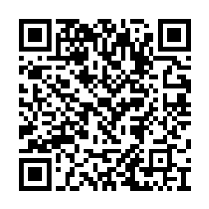 你哥哥也会时不时地往家里打电话询问你的情况二维码生成