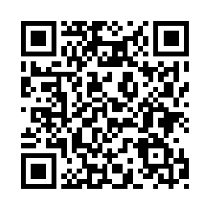 你母亲在一次外出游历的时候遇到了你的父亲二维码生成