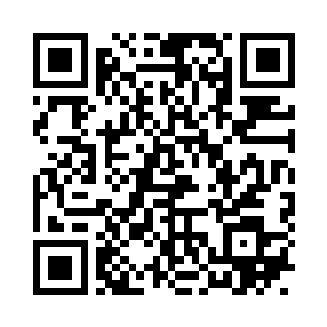 你看……电视新闻里还在报道他的英雄事迹二维码生成