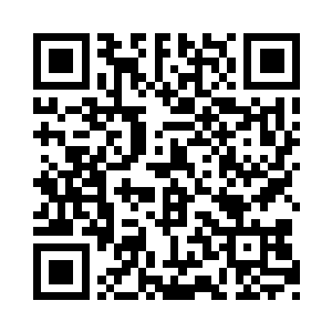 你身边那个女人之前刚刚像狗一样训我弟弟二维码生成