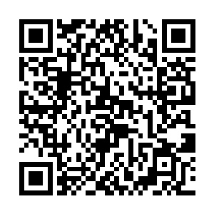 你过去找李主任打听一下刚才那个小护士的身份来历二维码生成