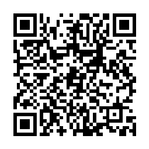 使他心中已经隐隐的猜测到眼前这个人口中的无云究竟是谁二维码生成