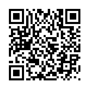 使其不得不挥动手中的激光剑抵挡二维码生成