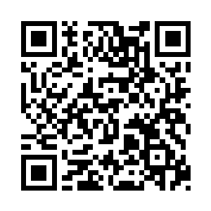 依托着咖啡厅里提供的免费网络佯装看电影二维码生成