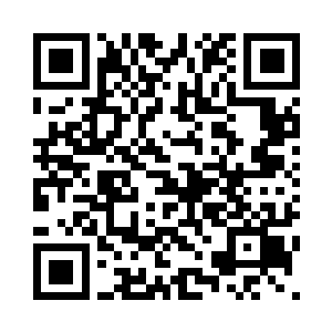 依旧将她稳而用力地禁锢在怀抱里二维码生成