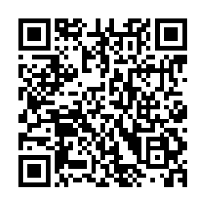 依然在冲天空中的黑瞳顶礼膜拜的魔族被莫多的身躯一压一滚二维码生成