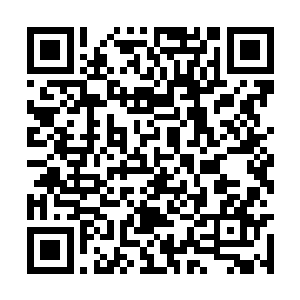 依照某种规律在半空中排列成一个残缺不全的残图二维码生成